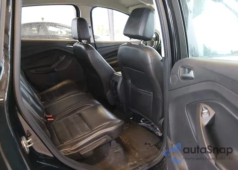 2017 Ford C-Max Hybrid Titanium z USA, uszkodzony, nr VIN 1FADP5DU4HL117328